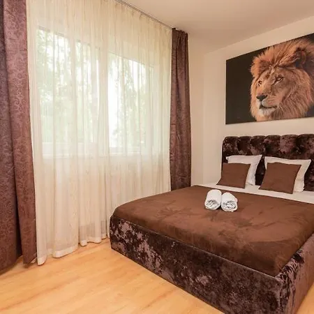 Pensjonat 777 - Poilsio Namai Prie Birutes Parko Ir Juros *